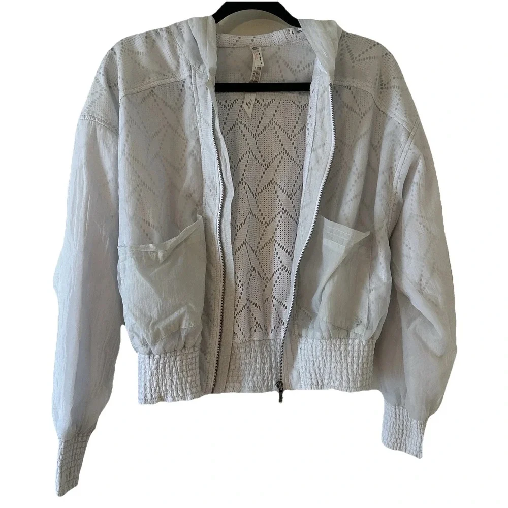 FP Free People Movement White Jacket Eyelet Sheer Cropped‎ Bomber Hoodie XS *R*